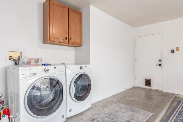 756 E Appaloosa Rd, Gilbert, AZ 85296 - laundry room featuring cabinet space and washer and clothes dryer
