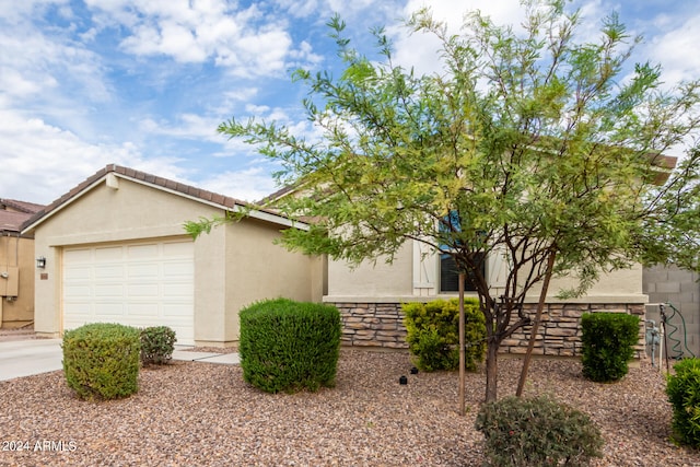 view of front of home featuring a garage