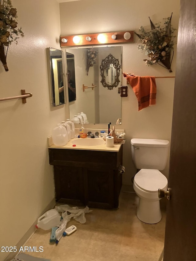 9033 N 15th Dr, Phoenix, AZ 85021 - bathroom with vanity and toilet