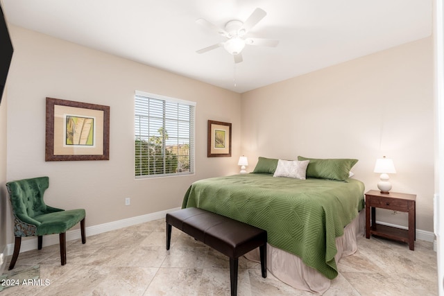 bedroom with ceiling fan