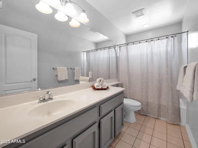 981 N Quail Ln, Gilbert, AZ 85233 - full bath with vanity, tile patterned floors, and shower / bath combo