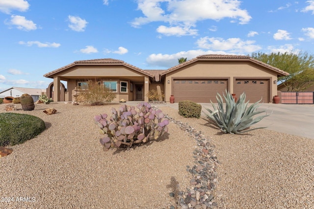 view of front of home featuring a garage