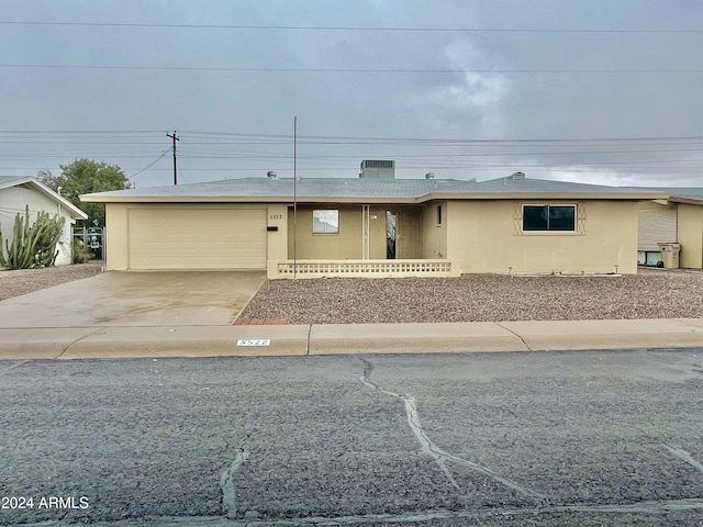 5522 E Colby St, Mesa, AZ 85205 - view of front of home with a garage and concrete driveway