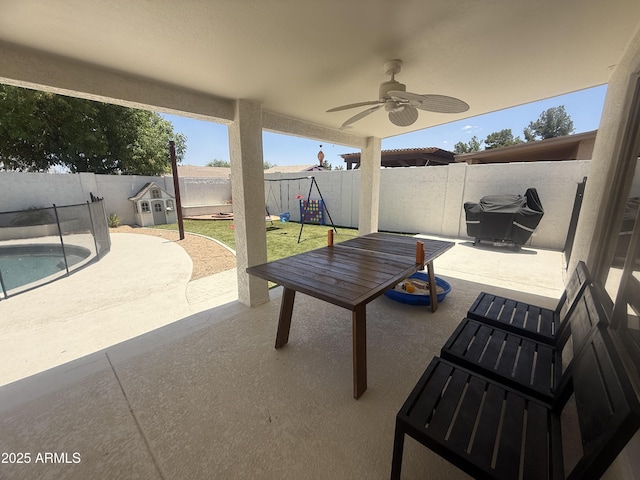10029 S 44th St, Phoenix, AZ 85044 - fenced backyard featuring a patio and ceiling fan