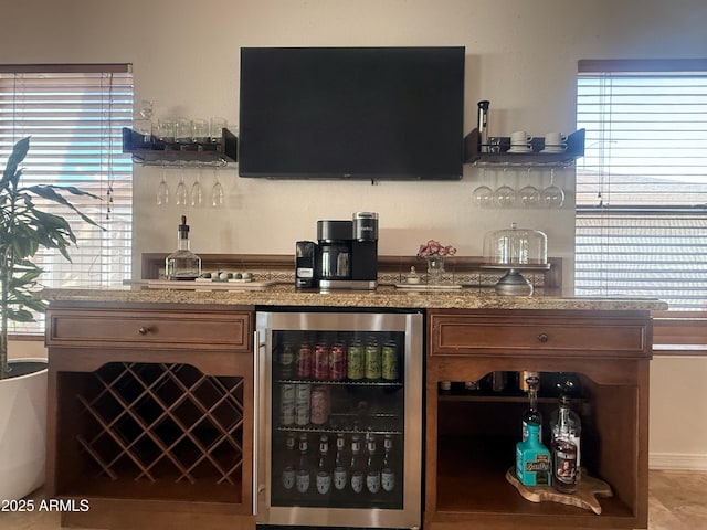 10029 S 44th St, Phoenix, AZ 85044 - indoor dry bar with wine cooler