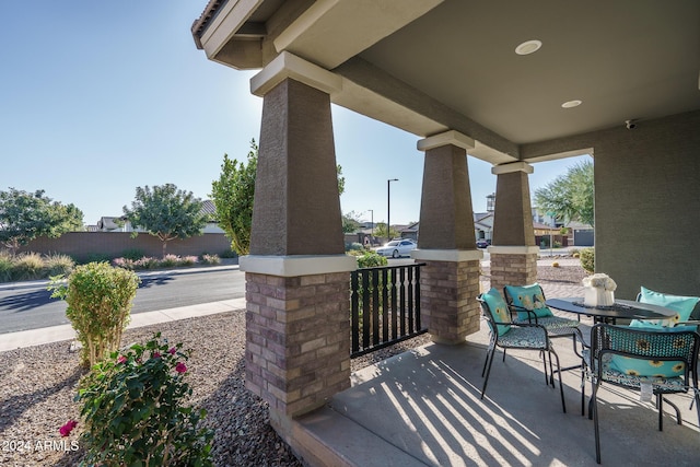 view of patio / terrace with covered porch