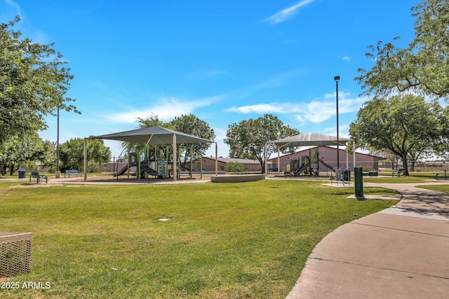 4720 W Northview Ave, Glendale, AZ 85301 - view of property's community featuring a yard