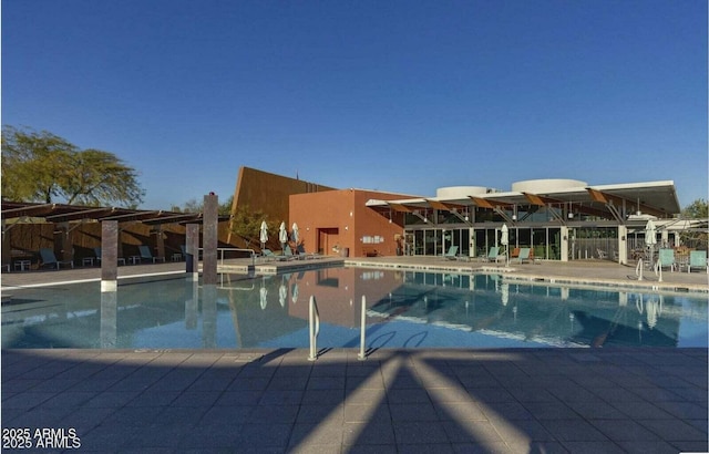 3603 E Salter Dr, Phoenix, AZ 85050 - view of community pool