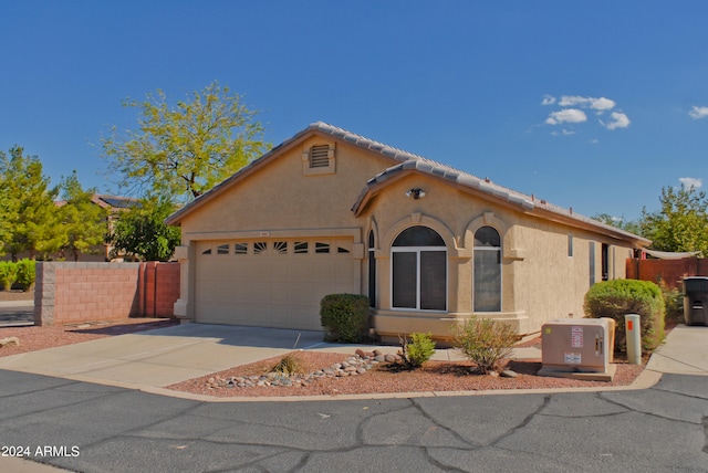 view of front facade featuring a garage