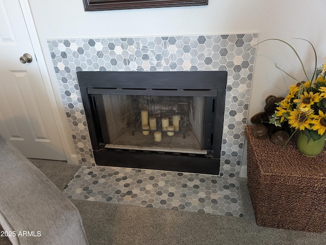 room details featuring a fireplace with flush hearth