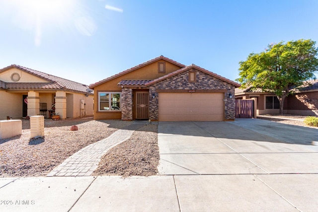 view of front of property featuring a garage