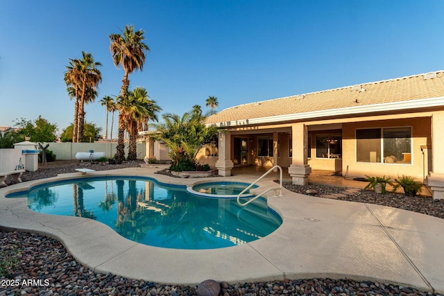 462 N Bedford Ct, Chandler, AZ 85225 - view of pool featuring a fenced backyard, a patio area, and a pool with connected hot tub