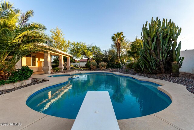 462 N Bedford Ct, Chandler, AZ 85225 - swimming pool featuring a diving board and a patio