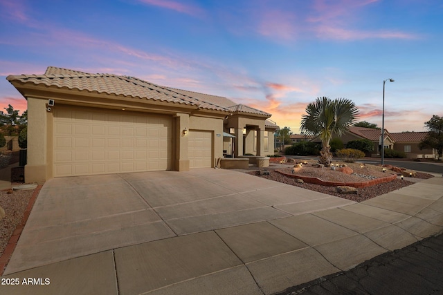 view of front facade with a garage