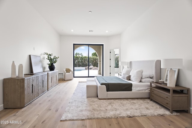 bedroom with access to exterior, recessed lighting, light wood-style floors, and visible vents