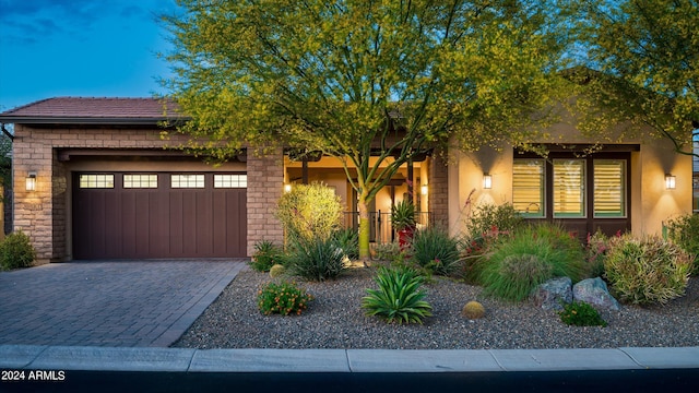 view of front facade with a garage