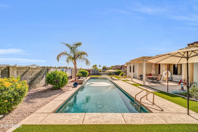 3125 W Desert Ln, Laveen, AZ 85339 - view of pool with a fenced backyard and a patio