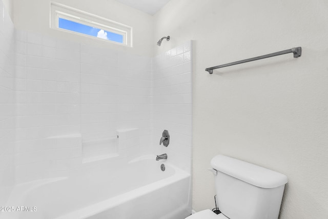 5529 E Holmes Ave, Mesa, AZ 85206 - bathroom with toilet and tub / shower combination