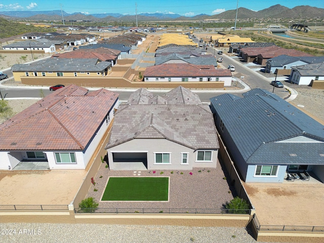 bird's eye view featuring a mountain view