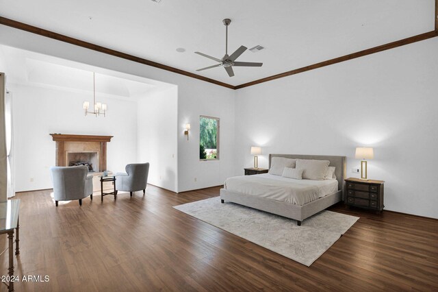 unfurnished room with ceiling fan, dark hardwood / wood-style flooring, and ornamental molding