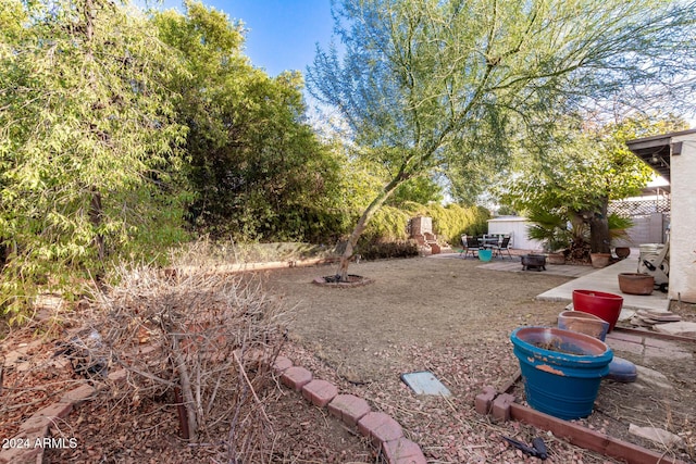 view of yard with a patio