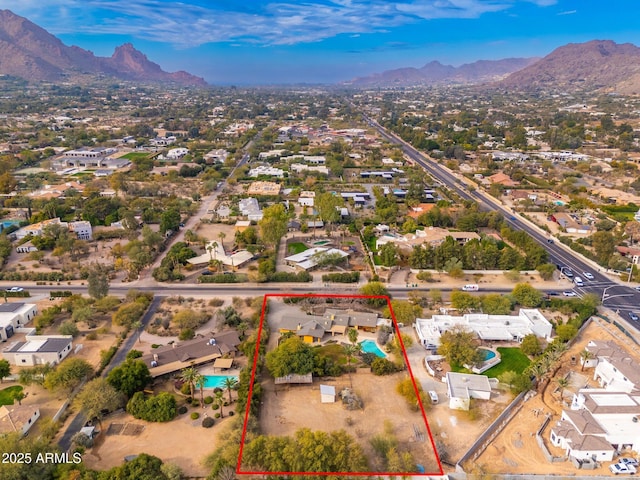 bird's eye view featuring a mountain view