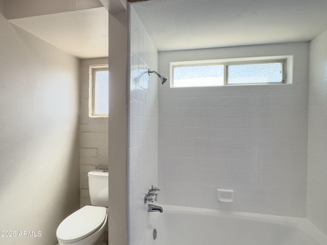 7770 E Camelback Rd Unit 23, Scottsdale, AZ 85251 - bathroom featuring shower / bathtub combination and toilet
