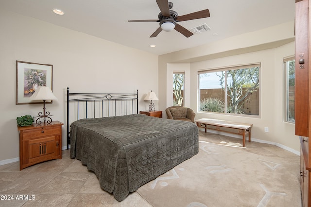 bedroom with ceiling fan