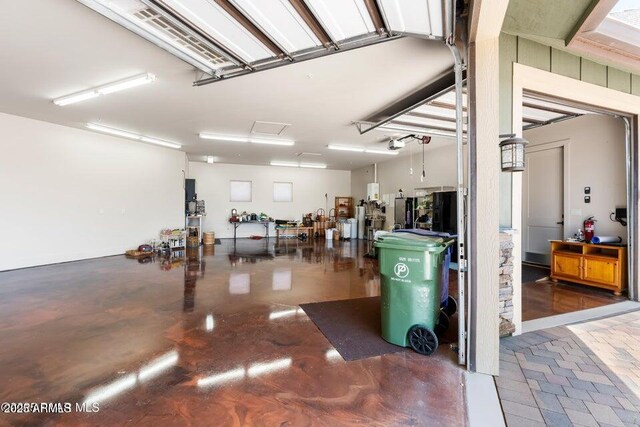 1568 Gettysvue Way, Prescott, AZ 86301 - garage with a garage door opener