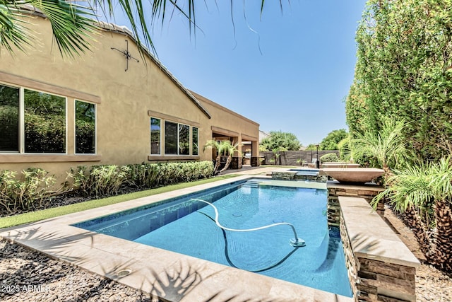 7242 W Rowel Rd, Peoria, AZ 85383 - view of swimming pool