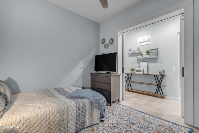 bedroom featuring ceiling fan