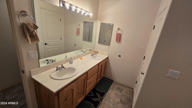2926 W Tanya Trl, Phoenix, AZ 85086 - full bathroom with double vanity