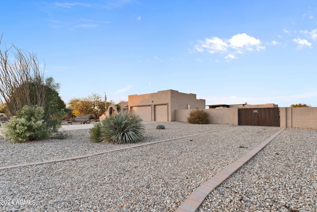 view of yard with a garage