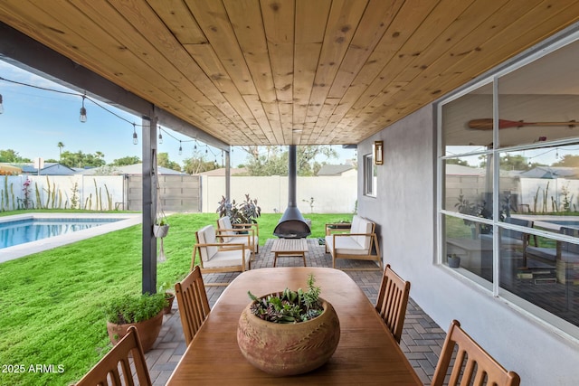 1702 W Glenrosa Ave, Phoenix, AZ 85015 - view of patio / terrace with outdoor lounge area