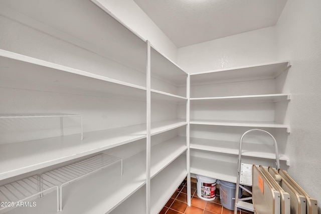 7037 N 11th Dr, Phoenix, AZ 85021 - view of pantry