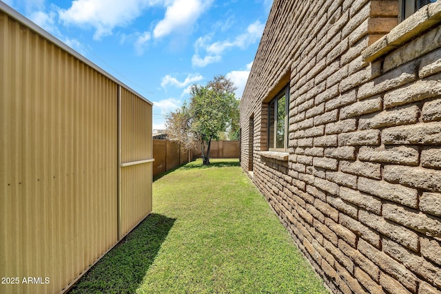 7037 N 11th Dr, Phoenix, AZ 85021 - view of yard