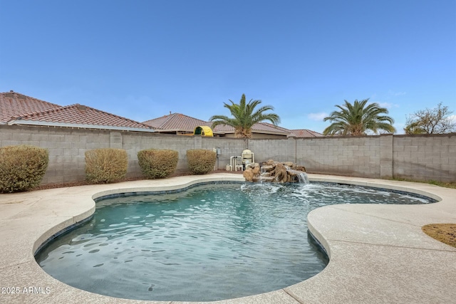 view of swimming pool featuring a fenced in pool and a fenced backyard