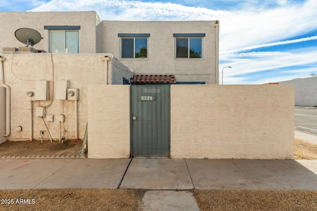 view of front of house