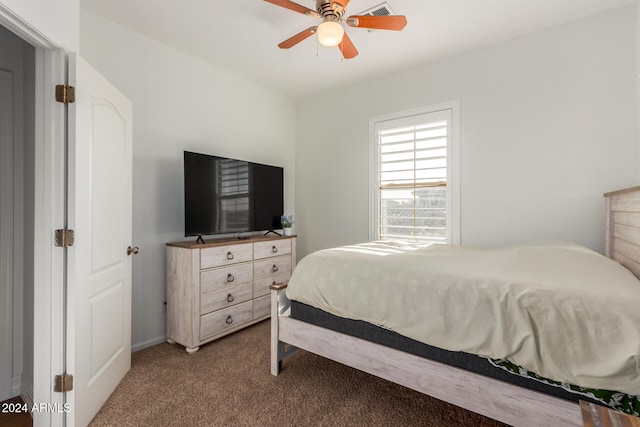 bedroom with carpet flooring and ceiling fan