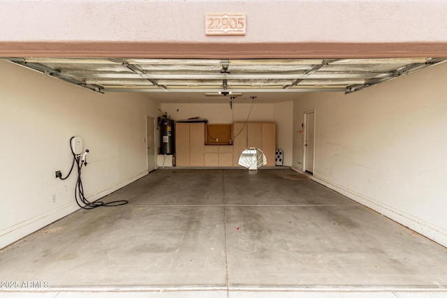 22905 N 19th Way, Phoenix, AZ 85024 - garage with water heater and baseboards