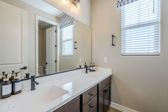 bathroom with vanity