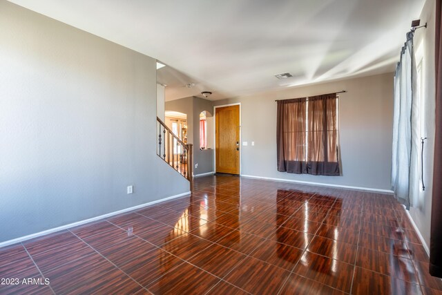 view of tiled spare room