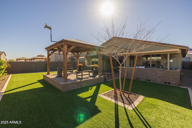 view of yard with a patio