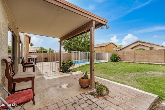 5220 W Desert Ln, Laveen, AZ 85339 - view of patio