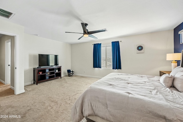 bedroom with carpet flooring and ceiling fan