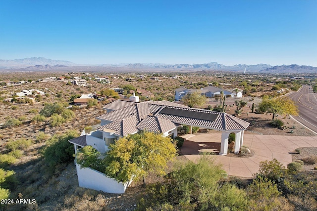 bird's eye view featuring a mountain view