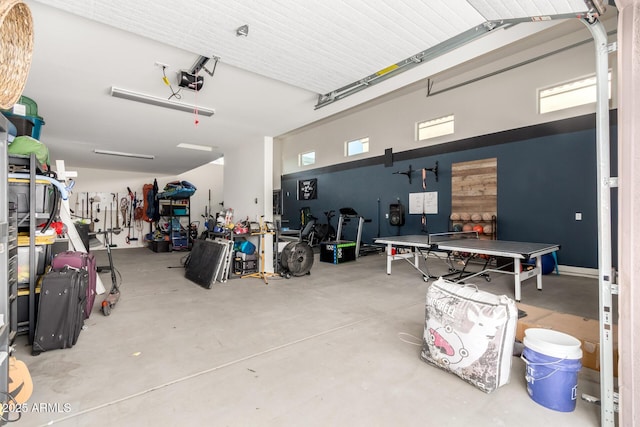 10542 W Electra Ln, Peoria, AZ 85383 - garage featuring a garage door opener