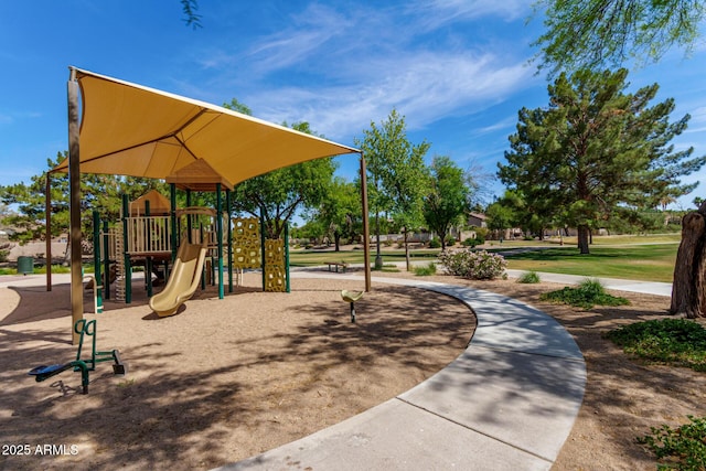 7231 W Lone Cactus Dr, Glendale, AZ 85308 - view of community jungle gym