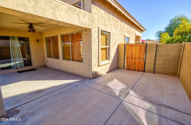 view of patio / terrace with ceiling fan