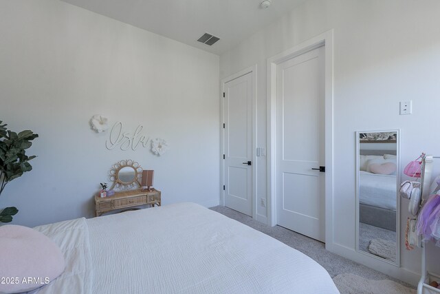 33766 N 86th St, Scottsdale, AZ 85266 - bedroom featuring light colored carpet